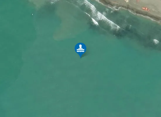 Satellite image of 550 MT DX FOCE CANALE DELLO STAGNO