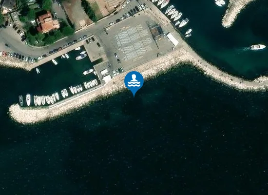 Satellite image of PORTICCIOLO CAPO SELE