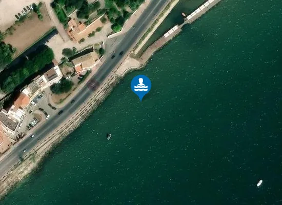 Satellite image of 100 MT SX TORRENTE PONTONE