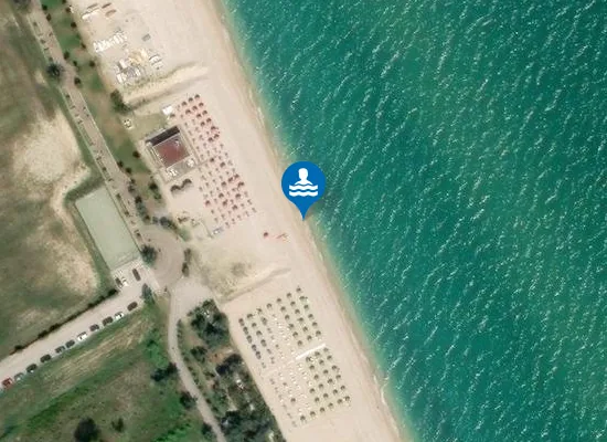 Satellite image of IN CORRISPONDENZA KM 424,100 SS.16