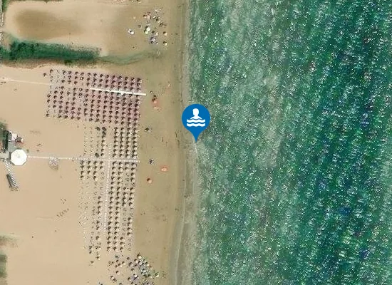 Satellite image of 2 CANALE/FOCE DIREZ. CAMPING ARCOBALENO