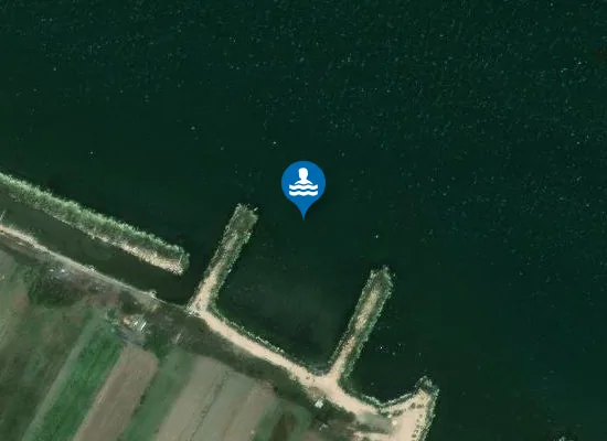 Satellite image of FOCE CARMOSINA (30 MT A SINISTRA)