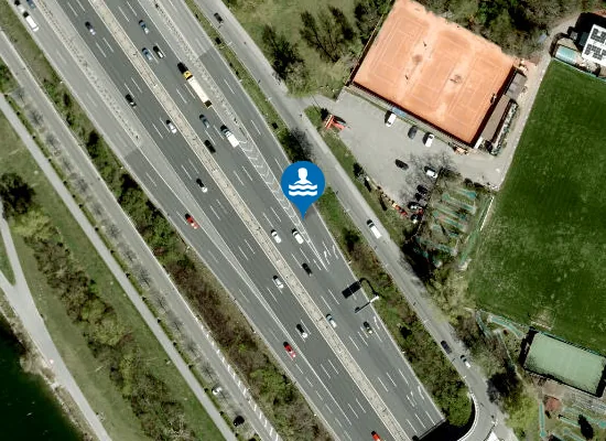 Satellite image of NEUE DONAU, OBERHALB NORDBAHNBRÜCKE