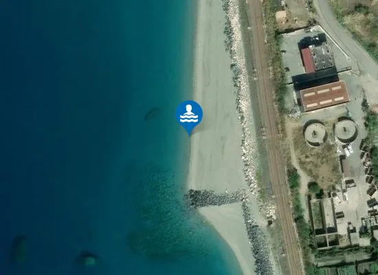 Satellite image of 200 MT DX TORRENTE CATOCASTRO