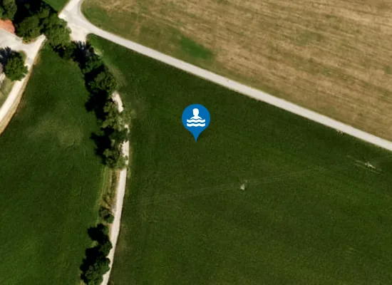 Satellite image of BADEWEIHER STEINHOERING STEINHOERING SUEDSEITE