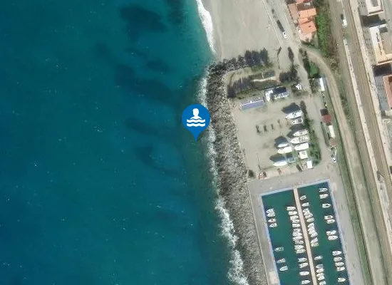 Satellite image of STAZ.NE FF.SS.BELVEDERE M.