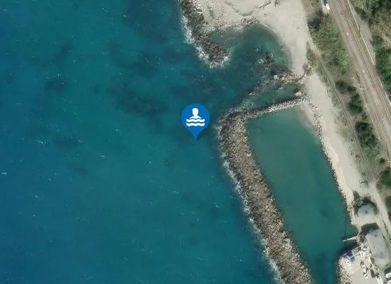 Satellite image of 250 MT DX FIUME SOLEO