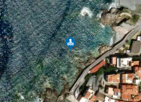 Satellite image of 100 MT SX TORRENTE CORVINO