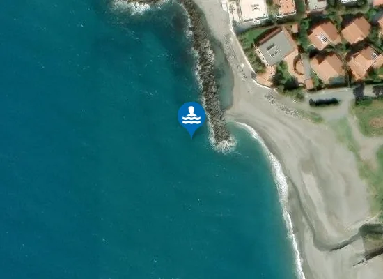 Satellite image of 150 MT DX FIUME SANGINETO