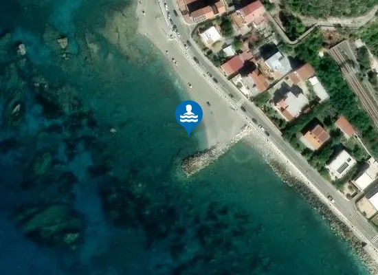 Satellite image of LO SCOGLIO