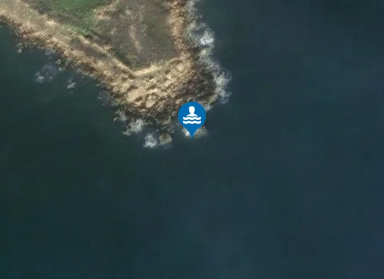 Satellite image of DI FRONTE CAPO CIMITI