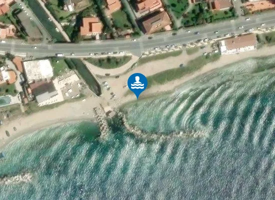 Satellite image of GANZIRRI SBOCCO CANALE LAGO GRANDE