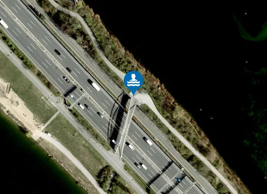 Satellite view of NEUE DONAU, STROMAUF WASSERSKILIFT