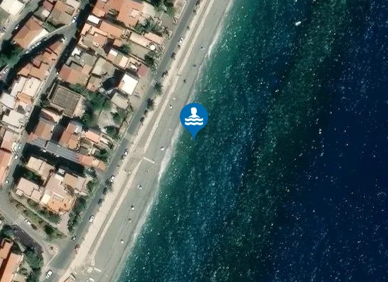 Satellite image of FOCE TORRENTE SALICE CONDOTTA SOTTOMARINA