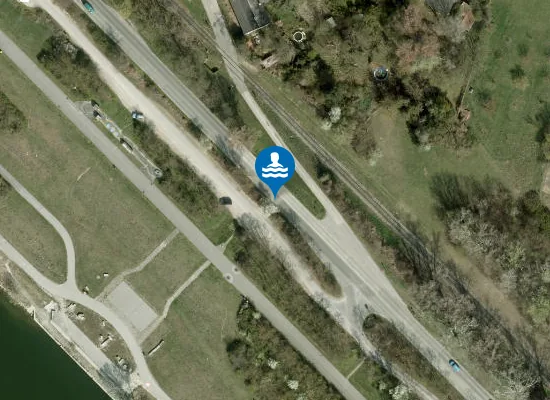 Satellite image of NEUE DONAU, STROMAB OSTBAHNBRÜCKE