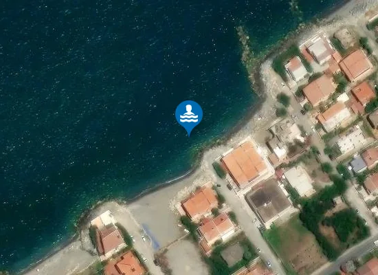 Satellite image of M 100 EST SCARICO CONTRADA ACQUITTA