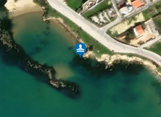Satellite image of SPIAGGIA DI FRONTE AL GABBIANO