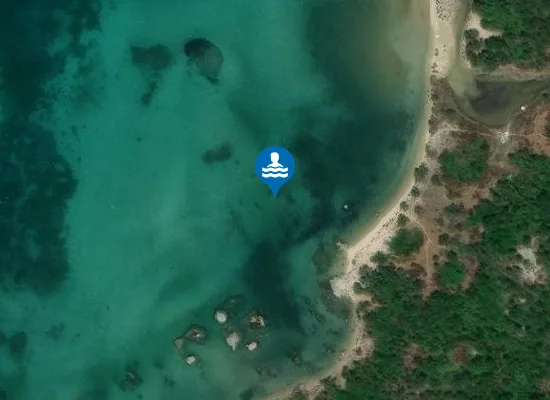 Satellite image of LUCCARONI