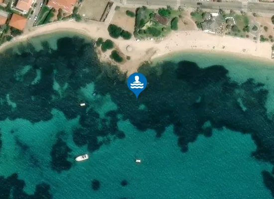 Satellite image of TRA I E II SPIAGGIA