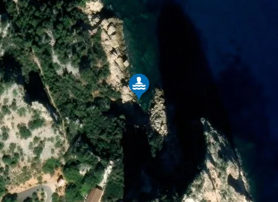 Satellite image of PEDRA LONGA