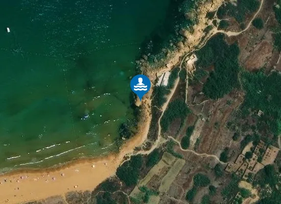 Satellite image of IR-RAMLA L-HAMRA RIGHT SIDE OF BAY