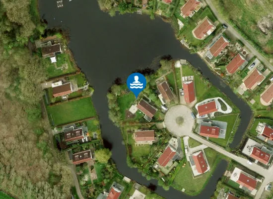 Satellite image of DE KLAVERKAMPEN