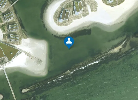 Satellite image of DE PUNT