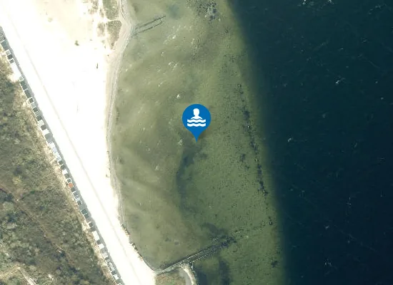 Satellite image of VEERSEGAT DAM MEERZIJDE BADSTRAND