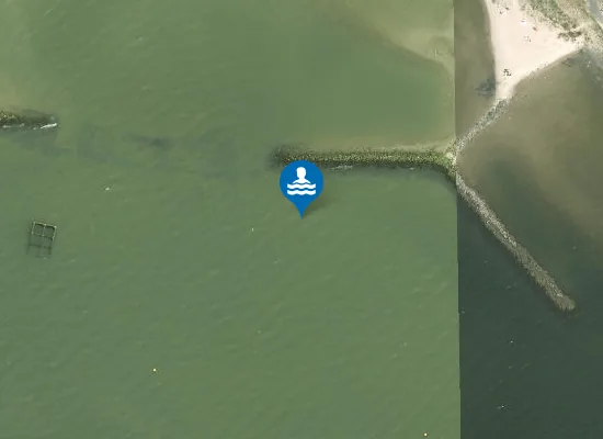 Satellite image of VUURTOREN BADSTRAND HELLEVOETSLUIS