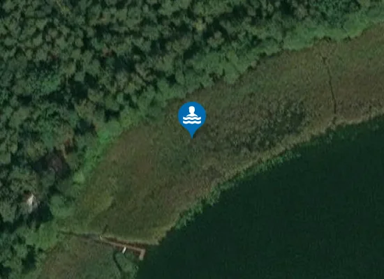 Satellite image of Kąpielisko Harcerskiej Bazy Obozowej Lucień w miejscowości Lucień