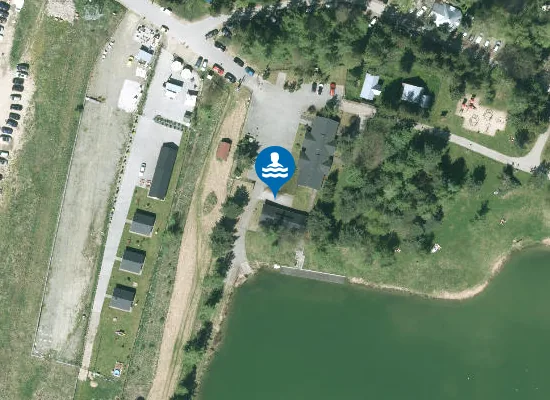 Satellite image of KĄPIELISKO PARKU WODNEGO STAWY