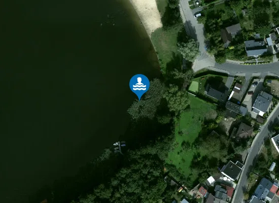 Satellite image of KĄPIELISKO PRZY JEZIORZE MIEJSKIM W CHODZIEŻY