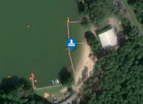 Satellite image of Kąpielisko Stara Plaża w Trzciance - jezioro Sarcze