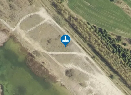 Satellite image of Kąpielisko na wodach w Kozarzewek