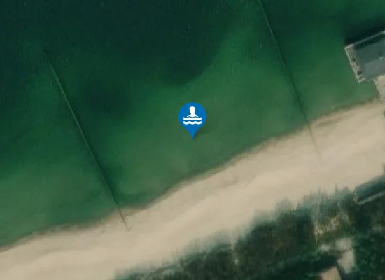 Satellite image of KĄPIELISKO MORSKIE W USTRONIU MORSKIM NADBRZEŻNA