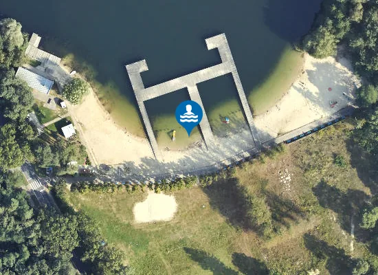 Satellite image of KĄPIELISKO STRZEŻONE W MIEJSCOWOŚCI ŁOCHOWICE NAD JEZIOREM GLIBIEL