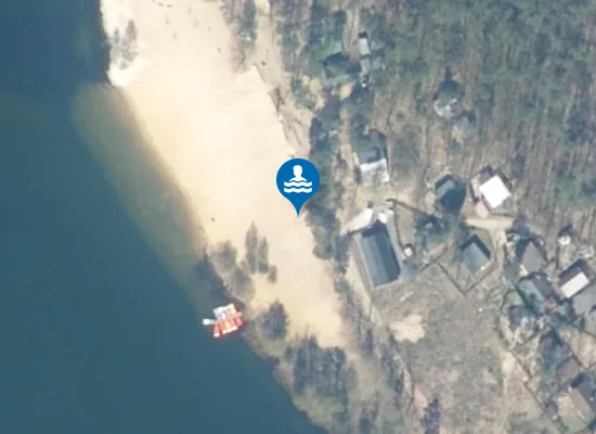 Satellite image of JEZIORO ŚREDNIE