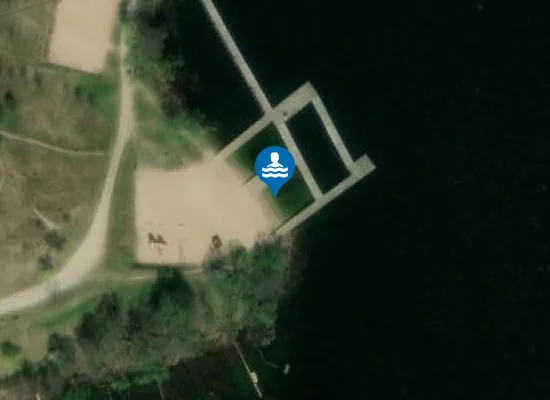 Satellite image of Kąpielisko na jeziorze Czos przy ul. Nadbrzeżnej w Mrągowie