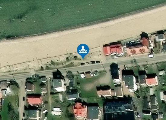 Satellite image of REWA OD STRONY ZATOKI PUCKIEJ