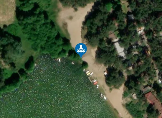 Satellite image of Gminne kąpielisko w Ocyplu