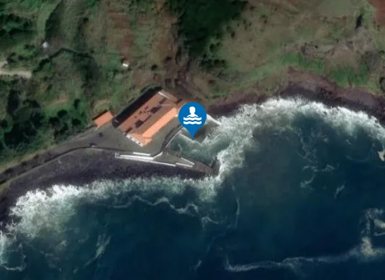 Satellite image of PISCINA DO CARAPACHO