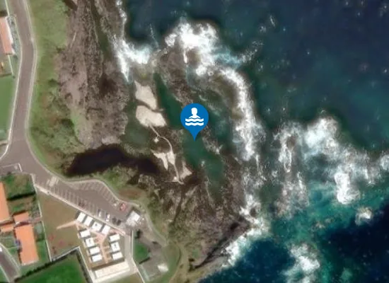 Satellite image of SANTA CRUZ DAS FLORES