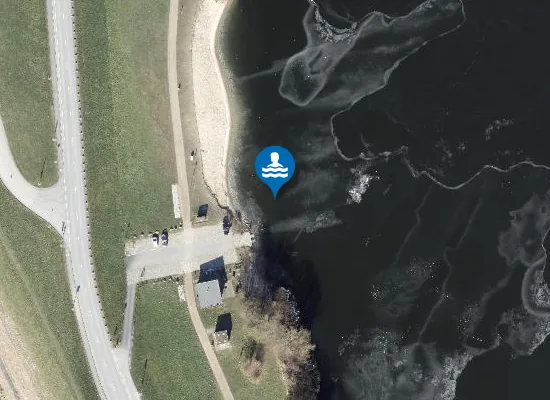 Satellite image of HOHENDEICHER SEE BADEPLATZ WEST