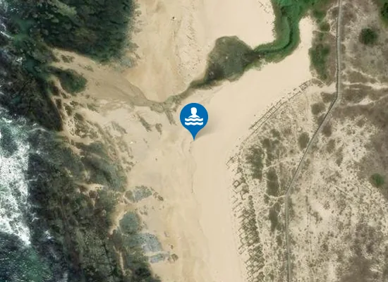 Satellite image of S. FÉLIX DA MARINHA