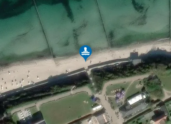 Satellite image of OSTSEE NIENHAGEN STRANDTREPPE