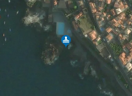 Satellite image of COMPLEXO BALNEAR DAS SALINAS