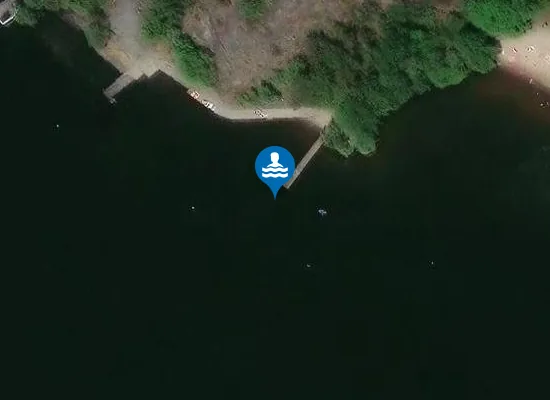 Satellite image of Hässelby Allmänna Bad