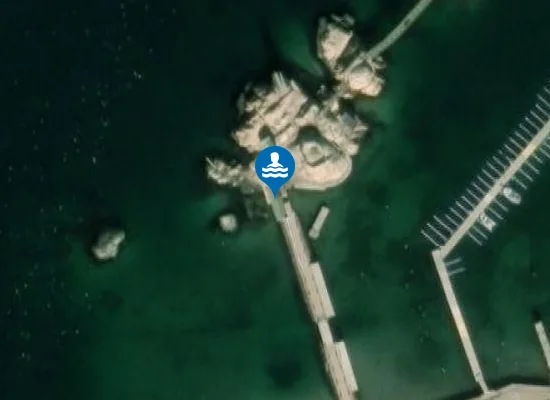 Satellite image of BOVALLSTRAND, BADHOLMARNA