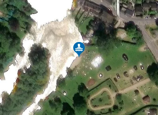 Satellite view of River Avon at Fordingbridge