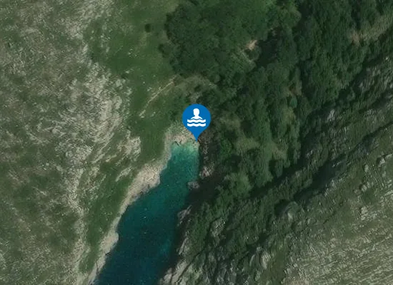 Satellite image of Plazhi i Llovizit